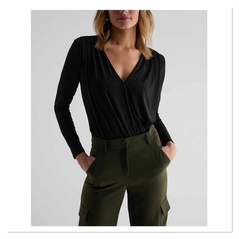 EXPRESS Faux Wrap Long Sleeve Bodysuit 🆕🏷️
